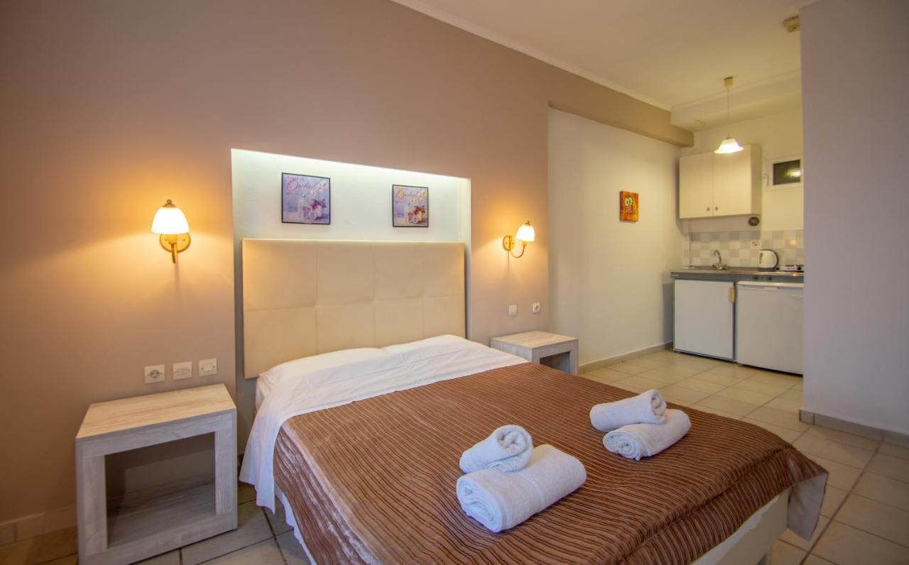Agoulos Beach Hotel Аргасі Екстер'єр фото