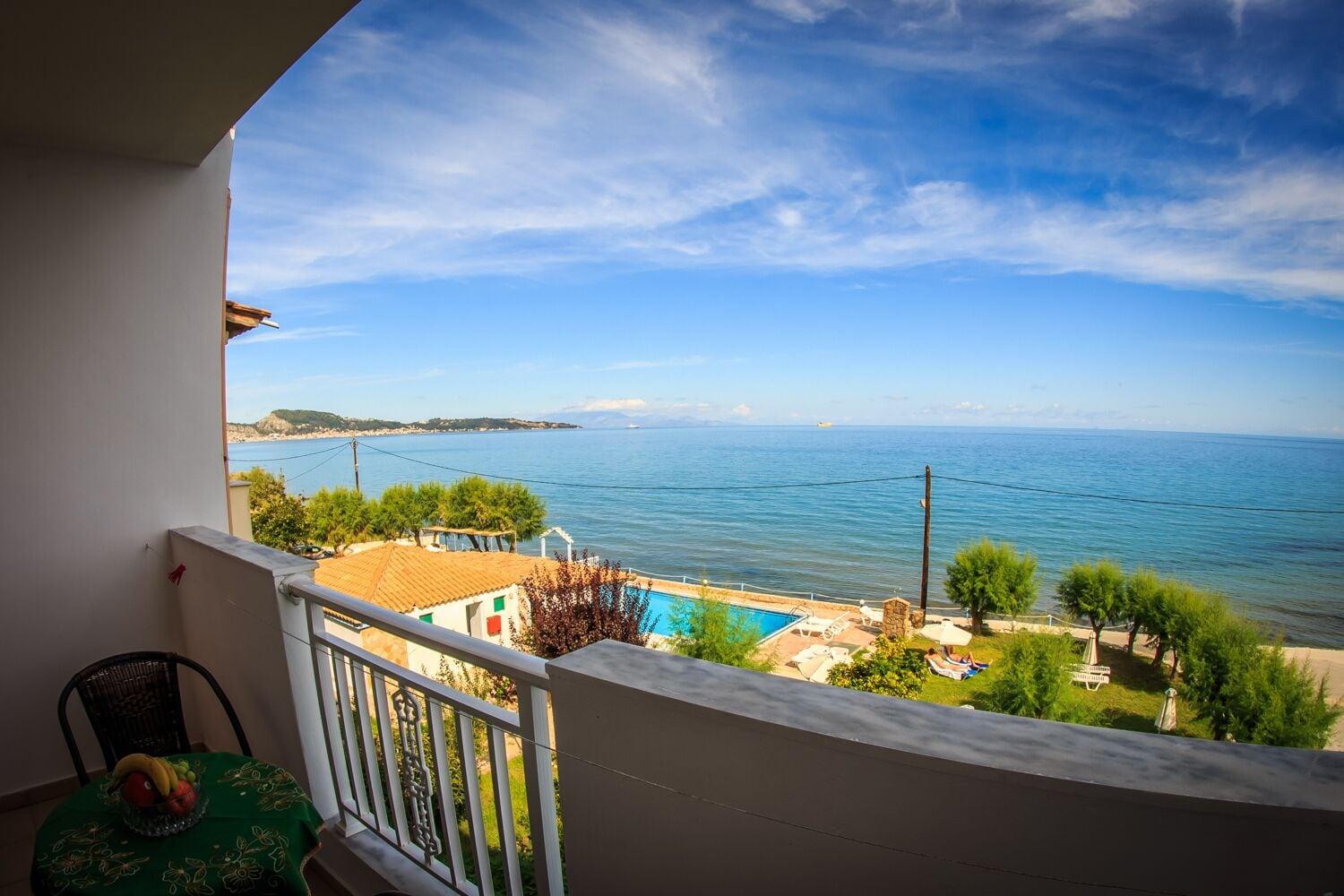 Agoulos Beach Hotel Аргасі Екстер'єр фото