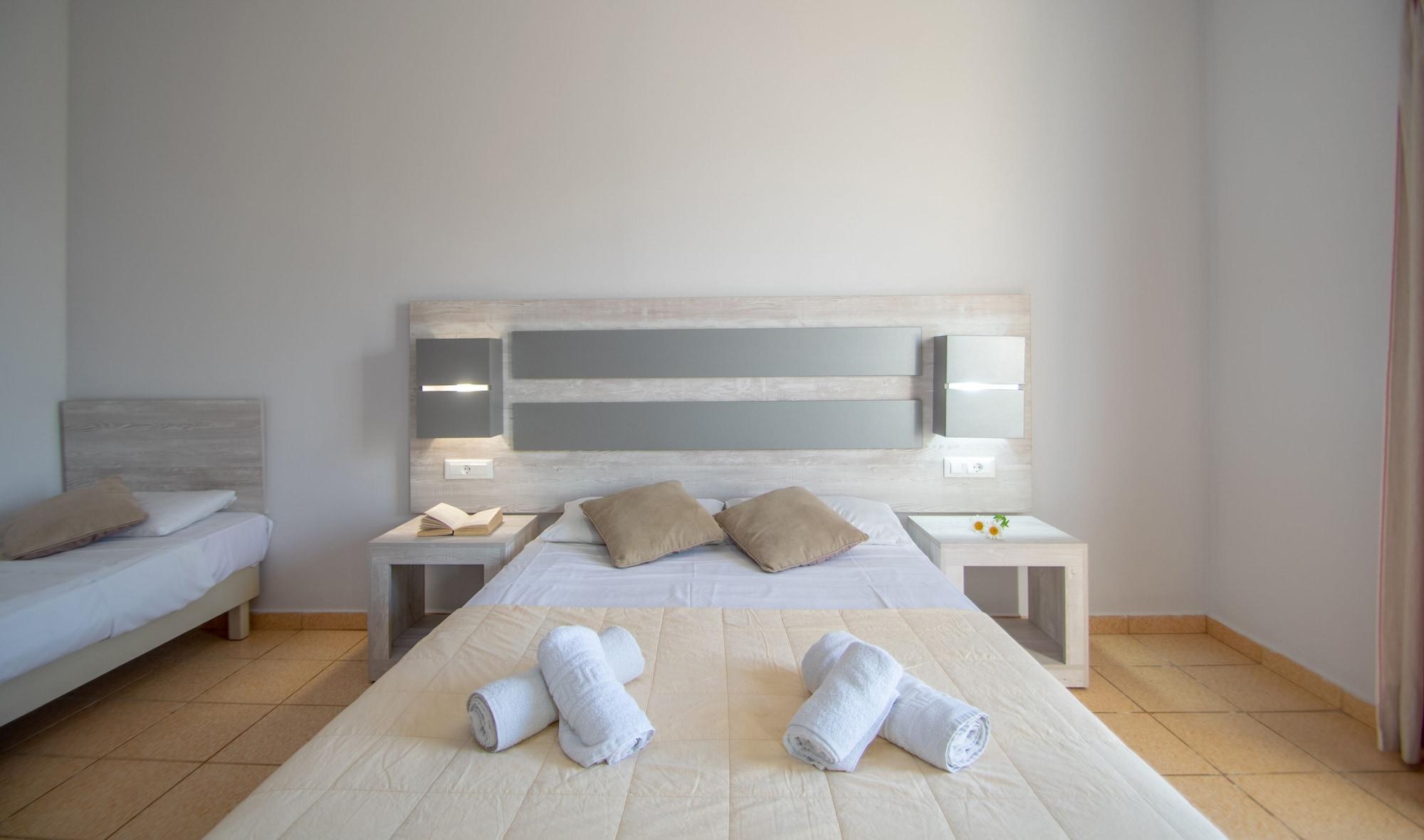 Agoulos Beach Hotel Аргасі Екстер'єр фото